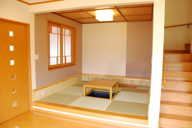 和室 掘りごたつ